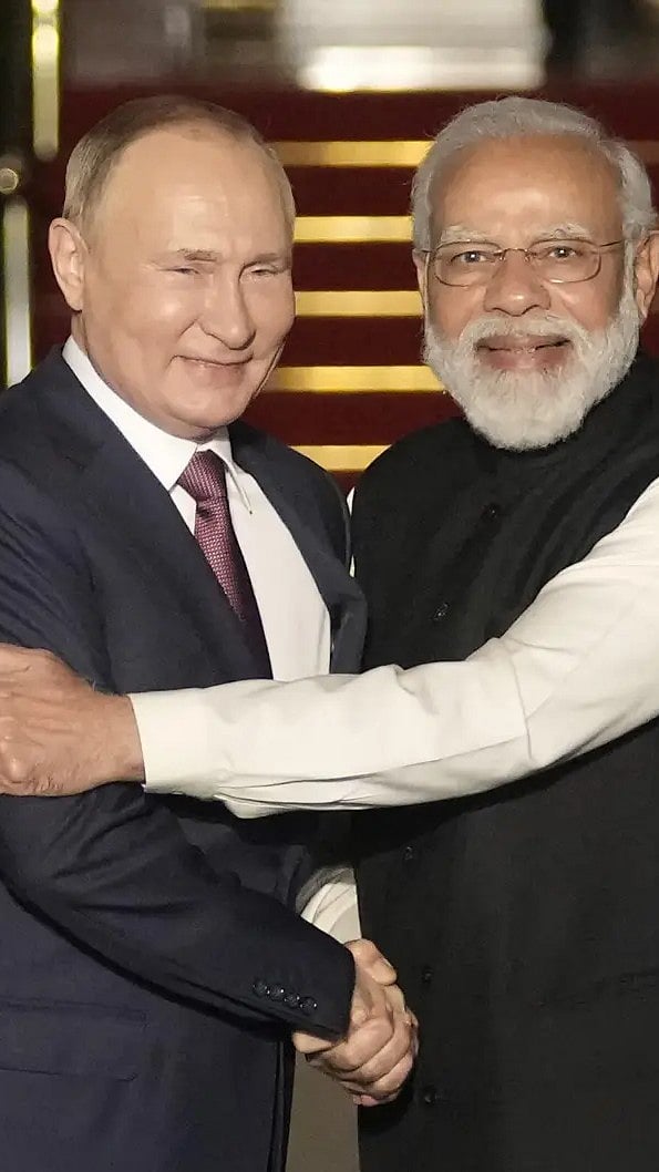 AP%20%3A%20Prime%20Minister%20Narendra%20Modi%20with%20Russian%20President%20Vladimir%20Putin%20%7C